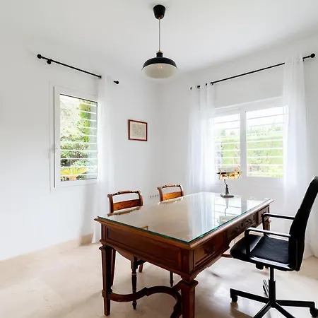 Holi-rent Colina Blanca Holiday home Camas