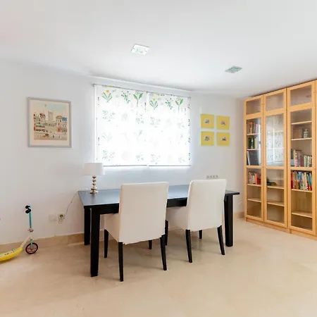 Holiday home Holi-rent Colina Blanca