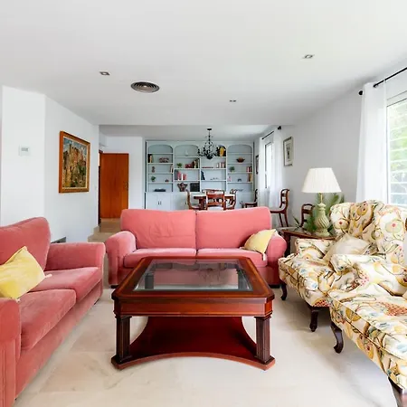 Holi-rent Colina Blanca Holiday home Camas